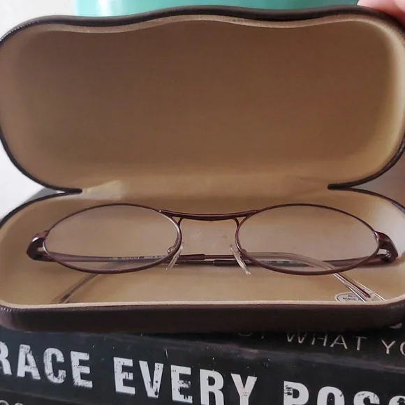 Gucci Wire Frame Glasses - Picture 6 of 6